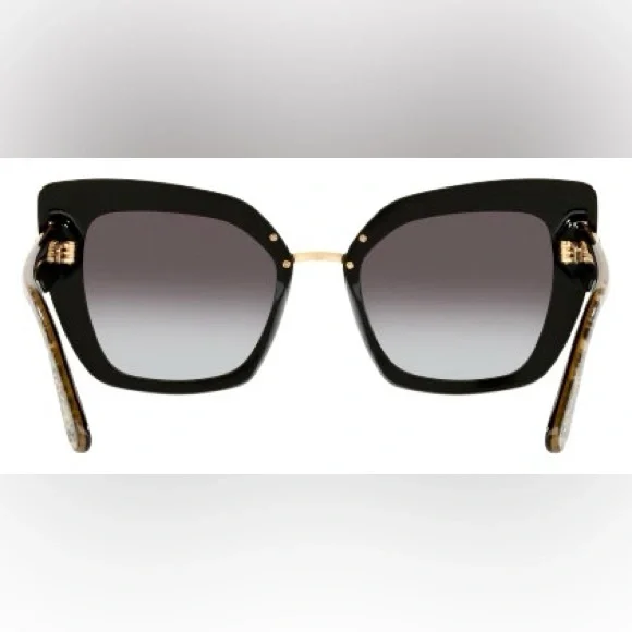 Dolce & Gabbana™ Devotion
DG4359 32148G 52 - Damasco
Glitter Black on Black Dolce & Gabbana - Cat Eye Devotion Sunglasses - Damasco  main image 3